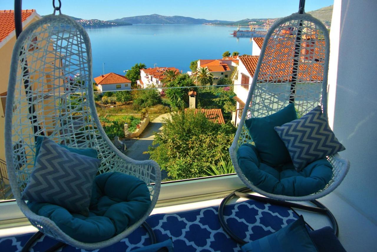 Seaside Villa With Private Pool Home By The Sea - Villa Trogir Kültér fotó